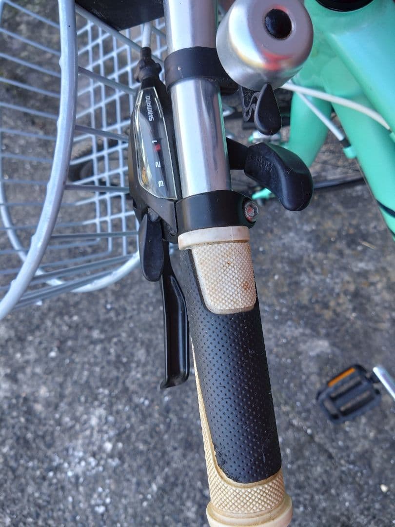 梱包発送たのメル便Giant ミントグリーン 自転車 本体 バスケット付き