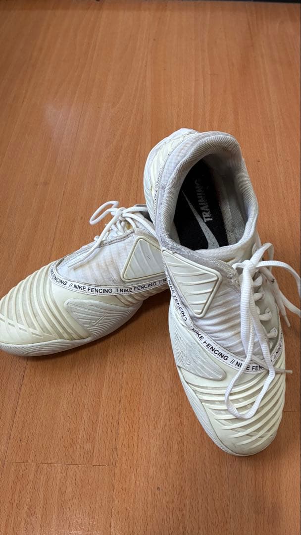 フェンシングシューズ NIKE バレストラ2 白 27.5cm