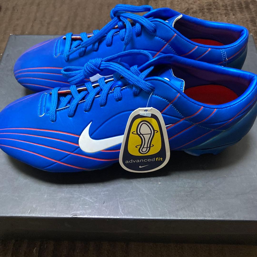 NIKE マーキュリアル