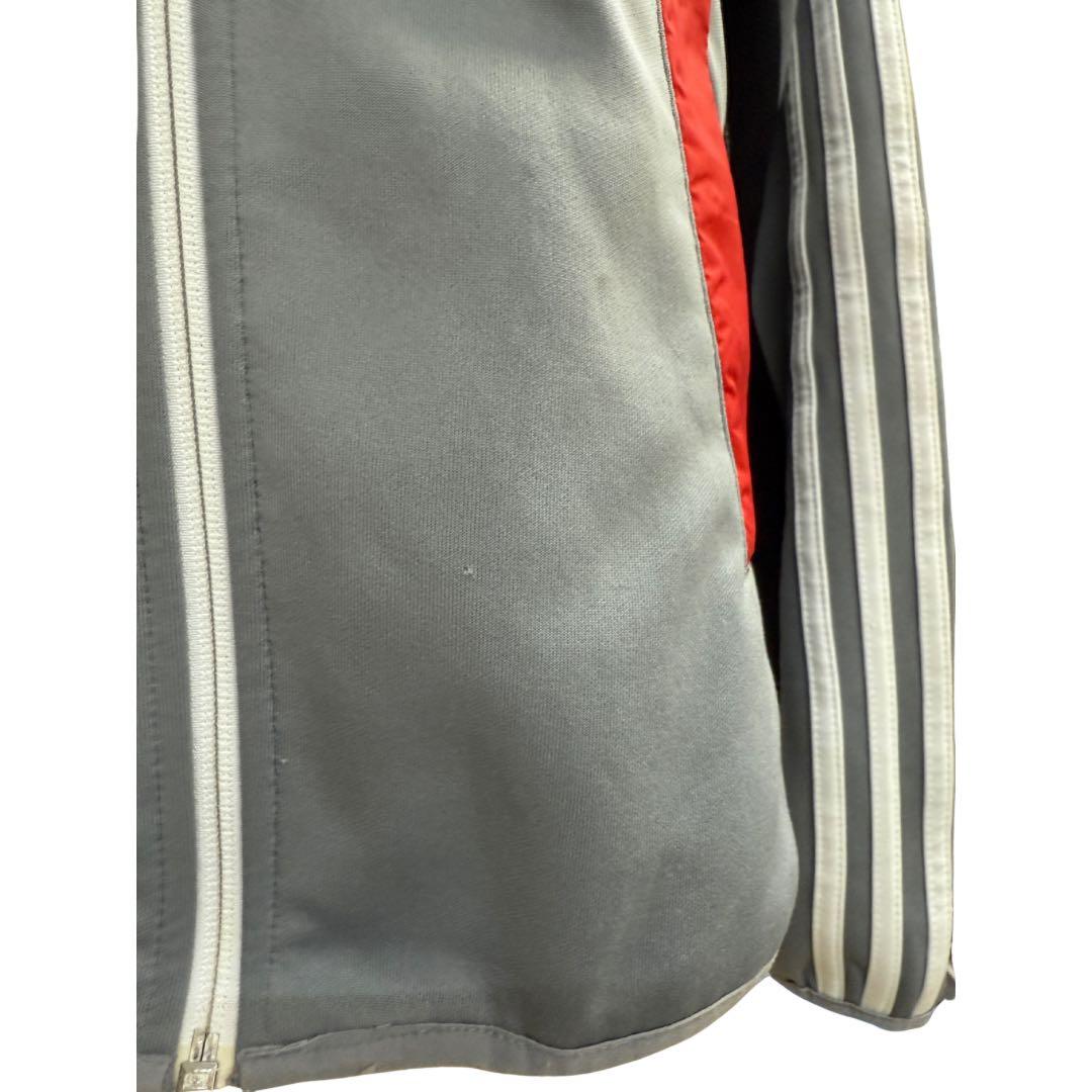 adidas グレー レッド ジャージジャケット