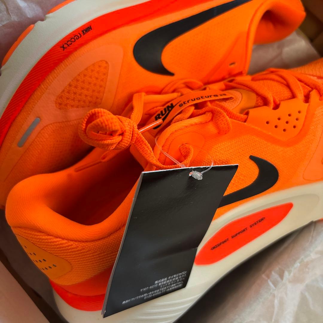 【新品未使用】Nike ストラクチャー26 27.5cm