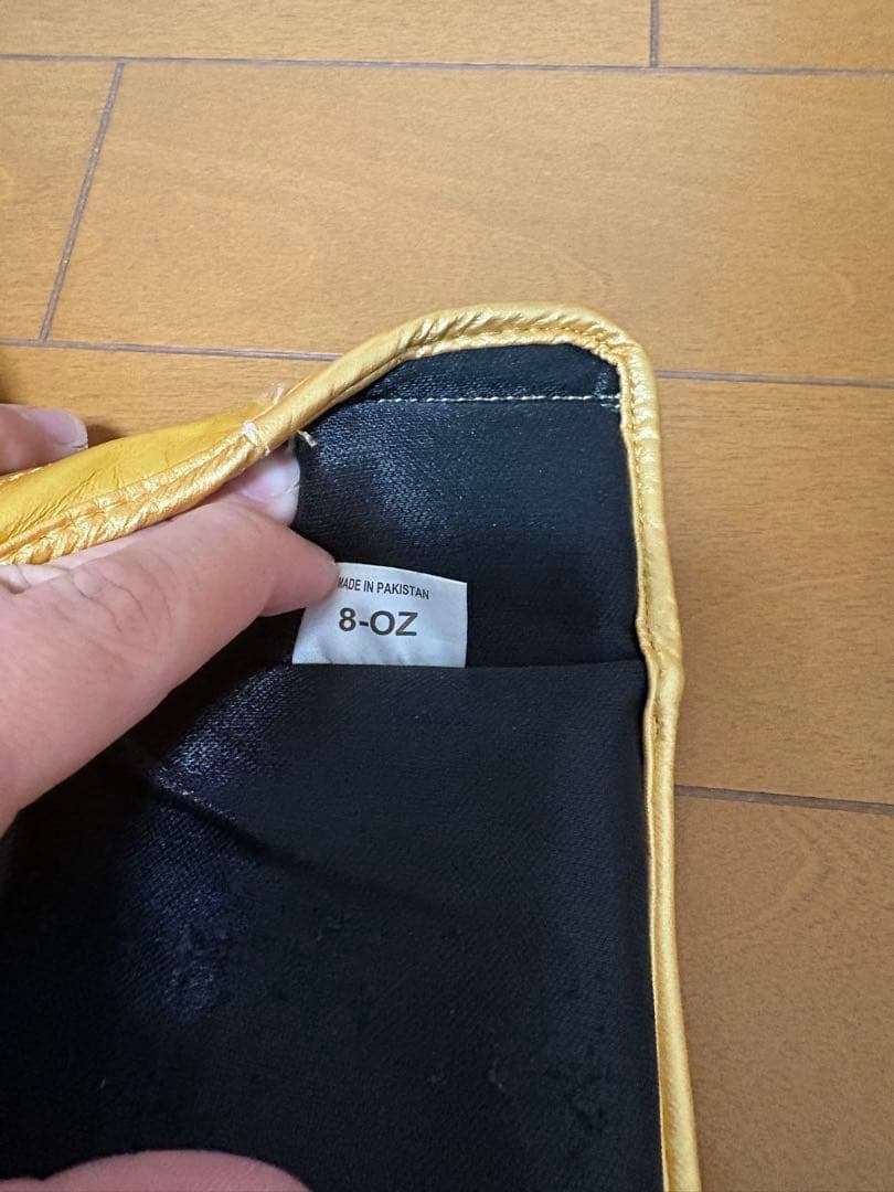 【8oz】ボクシンググローブ＆レガース 赤金＋ROXバンテージ付 3点セット