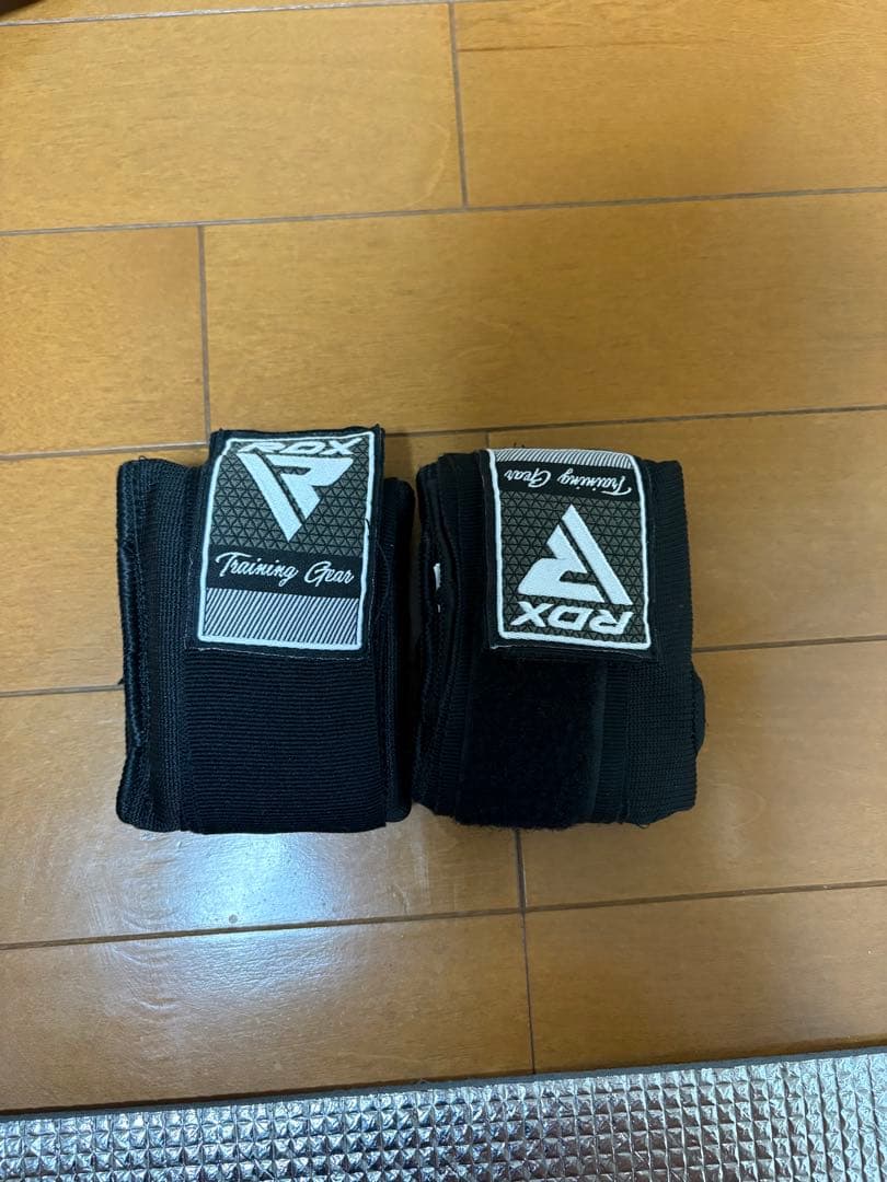 【8oz】ボクシンググローブ＆レガース 赤金＋ROXバンテージ付 3点セット