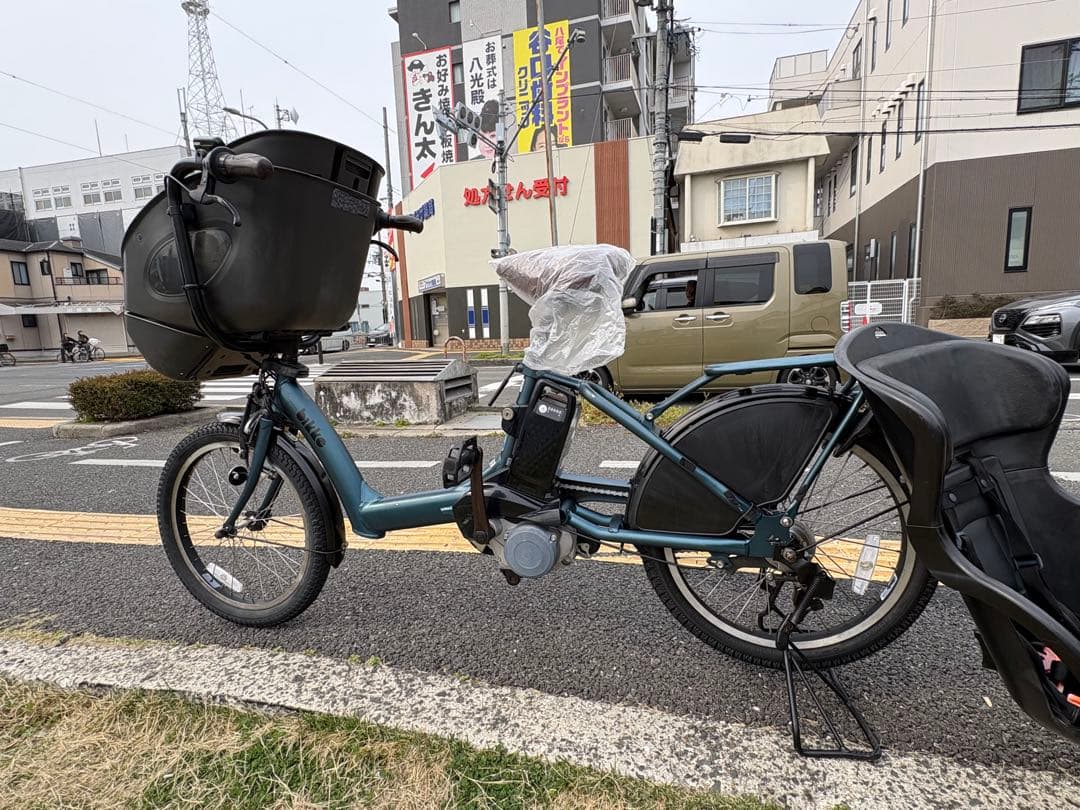 032中古ブリヂストンビッケ電動アシスト自転車　12Ah 大阪