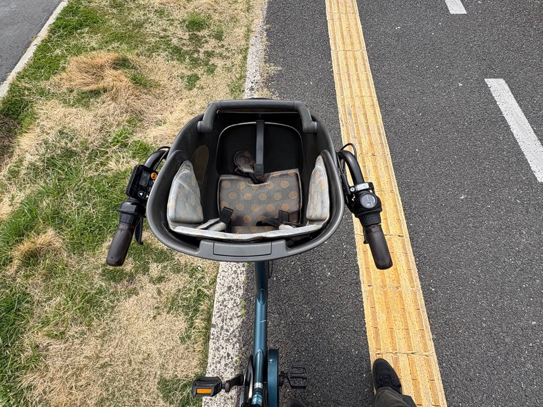 032中古ブリヂストンビッケ電動アシスト自転車　12Ah 大阪