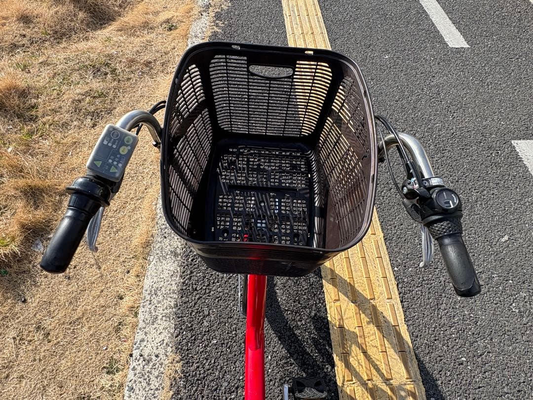 中古20㌅ブリヂストン電動アシスト自転車　8.7Ah 大阪