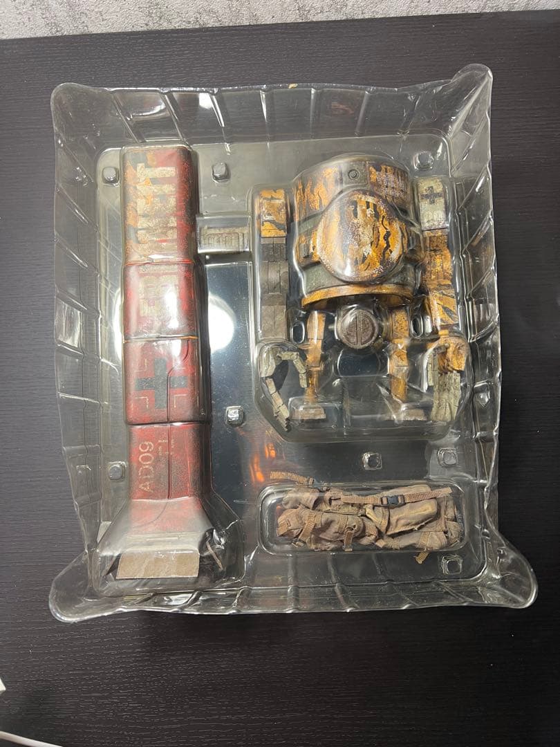 threeA BRAMBLE WWR WORLD WAR ROBOT 3体セット