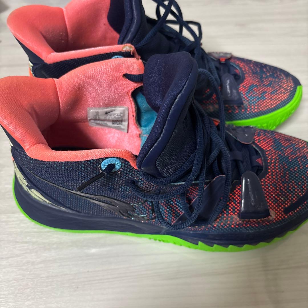 Nike バスケットボールシューズ カイリー7ep
