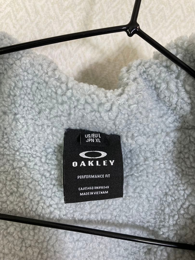 オークリーOakley ジャケットパンツセットアップキルティング　ホワイト
