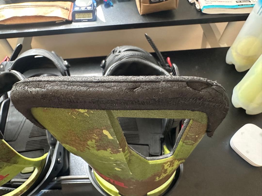 Burton Cartel ビンディング　 アンクルストラップ予備付き