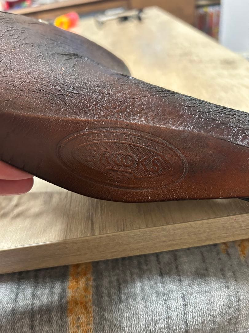 BROOKS レザー ダブルスプリングサドル　Amazon29000円