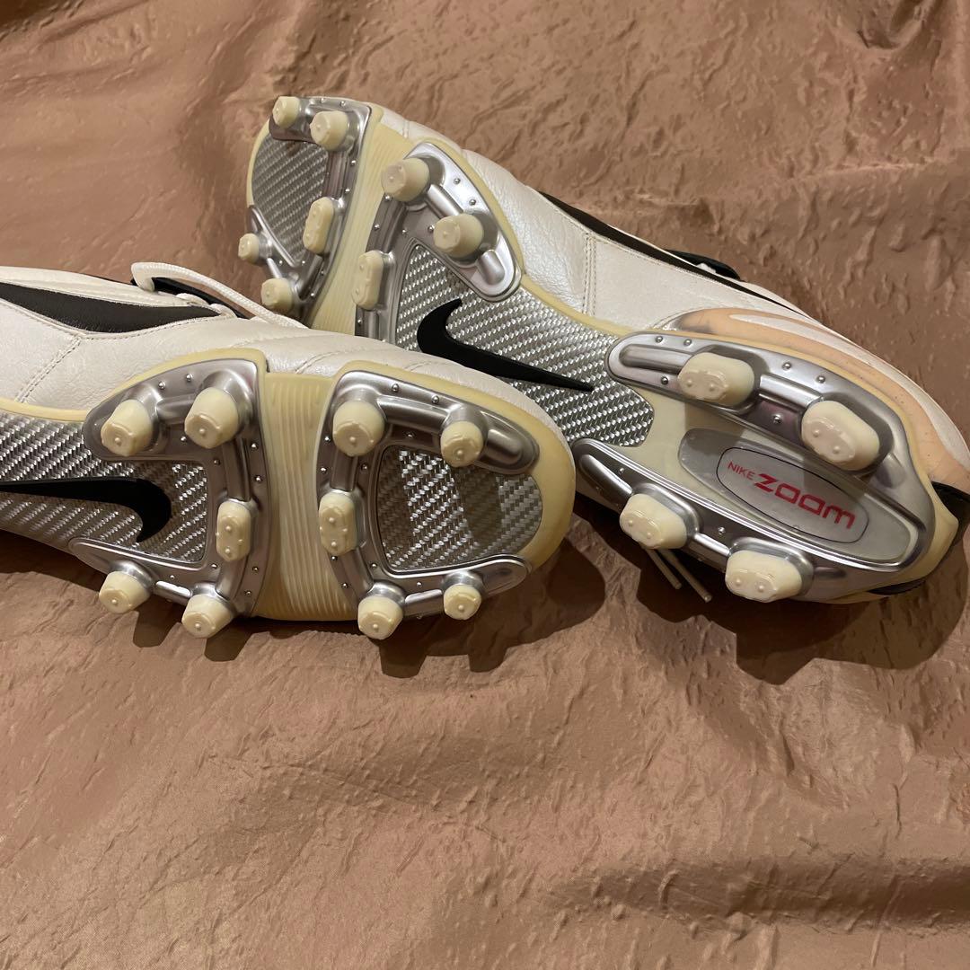 NIKE ティエンポ エアレジェンド　30センチ