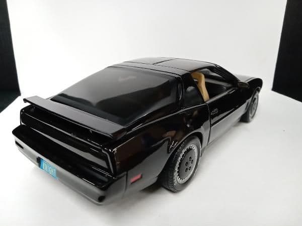 1/18ムービング　ナイトライダーKITT