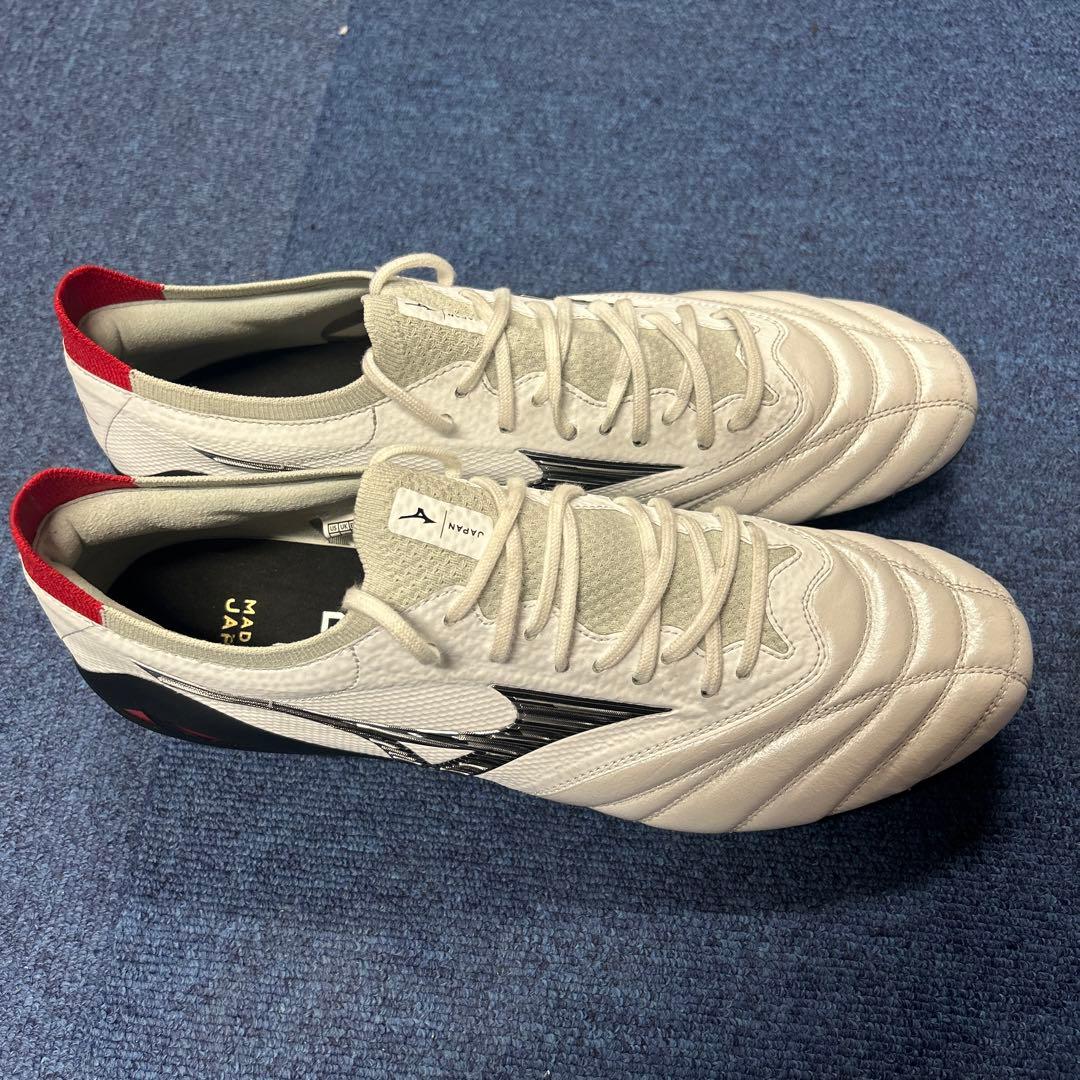 Mizuno Morelia neo4β 28.5㎝