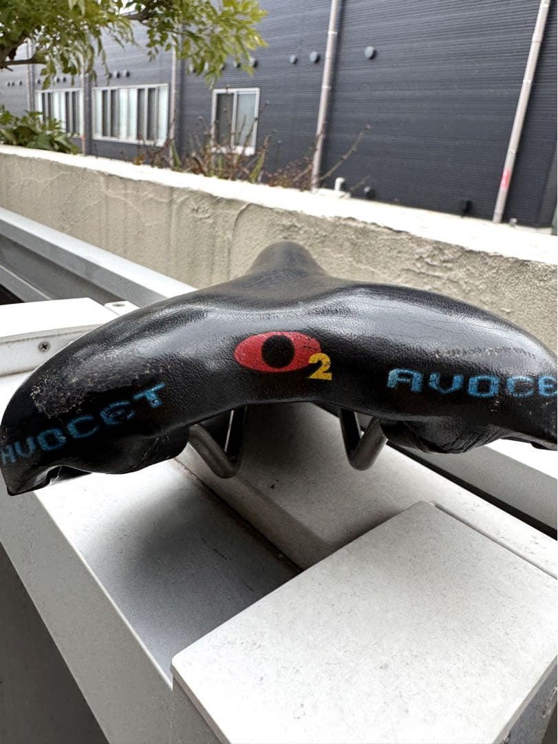 AvoCet O2 40Air titaniumサドル 黒　 アボセットO2