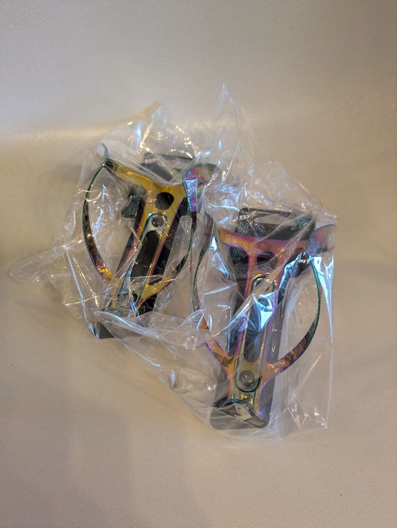 アクセサリー supacaz oilslick bottle cage 2set