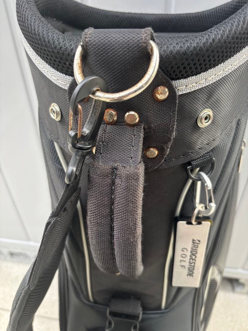 ブリヂストン、TOUR B キャディバッグ ブラック/シルバー、値下げしました！