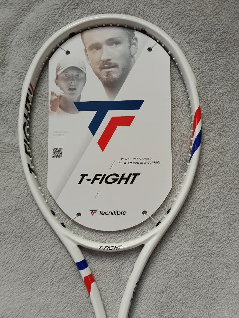 新品未使用Tecnifibreテクニファイバー T-FIGHT300