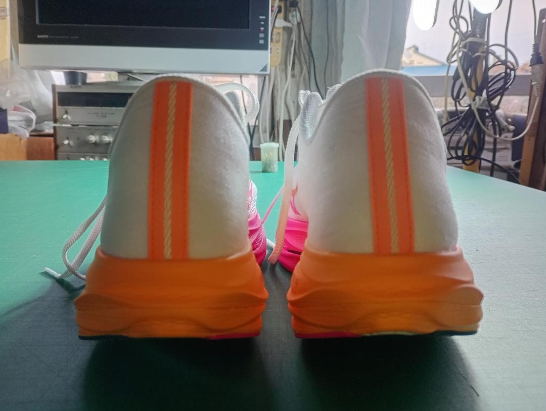 ミズノ　ウェーブリベリオンフラッシュ３　訳アリ　MIZUNO　26.0