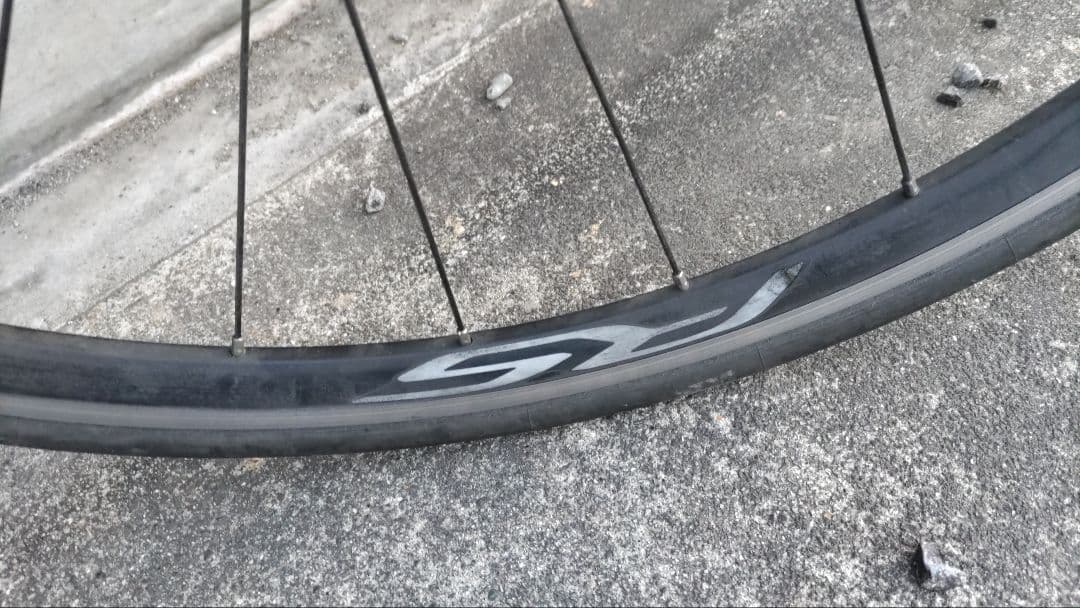 シマノ　WH-RS100 ホイール＆タイヤ付セット