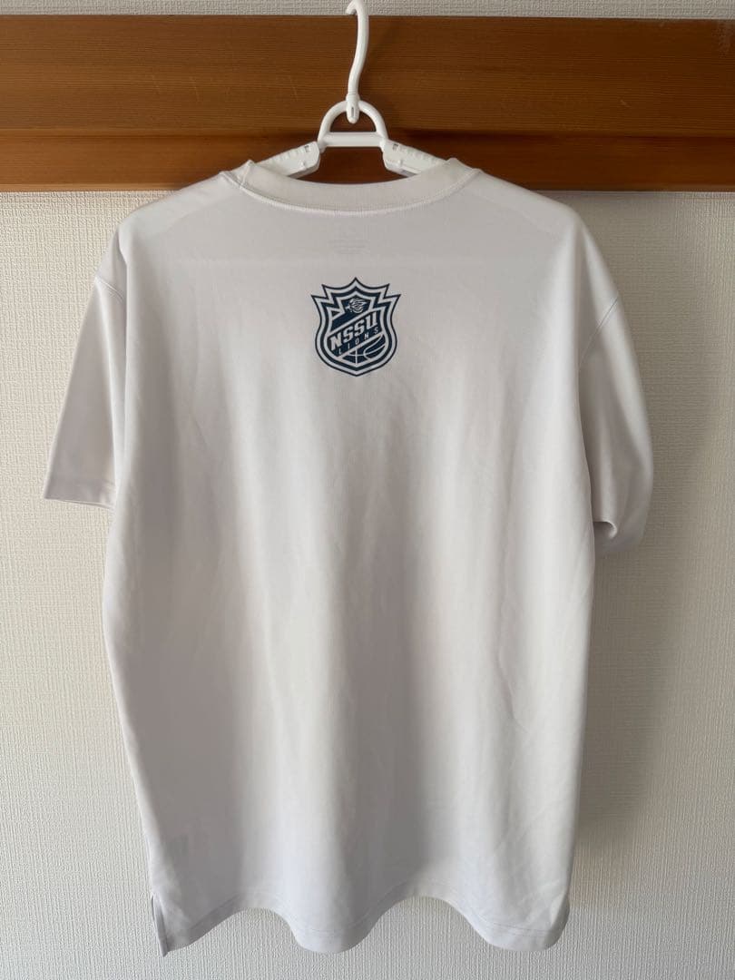 日本体育大学　バスケ部　Tシャツ　サイズL