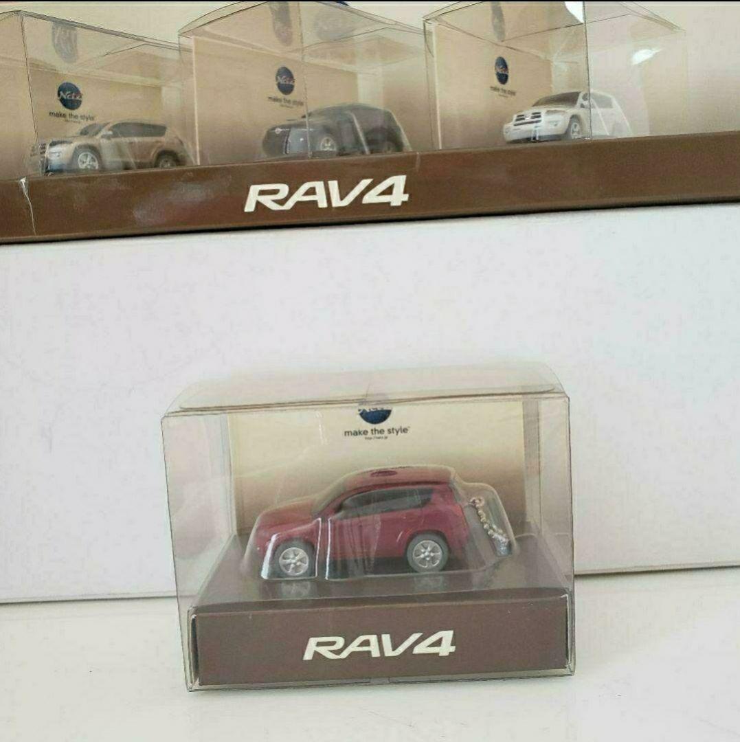 【お買得/全5色セット】トヨタ/RAV4/LEDプルバックミニカーキーホルダー