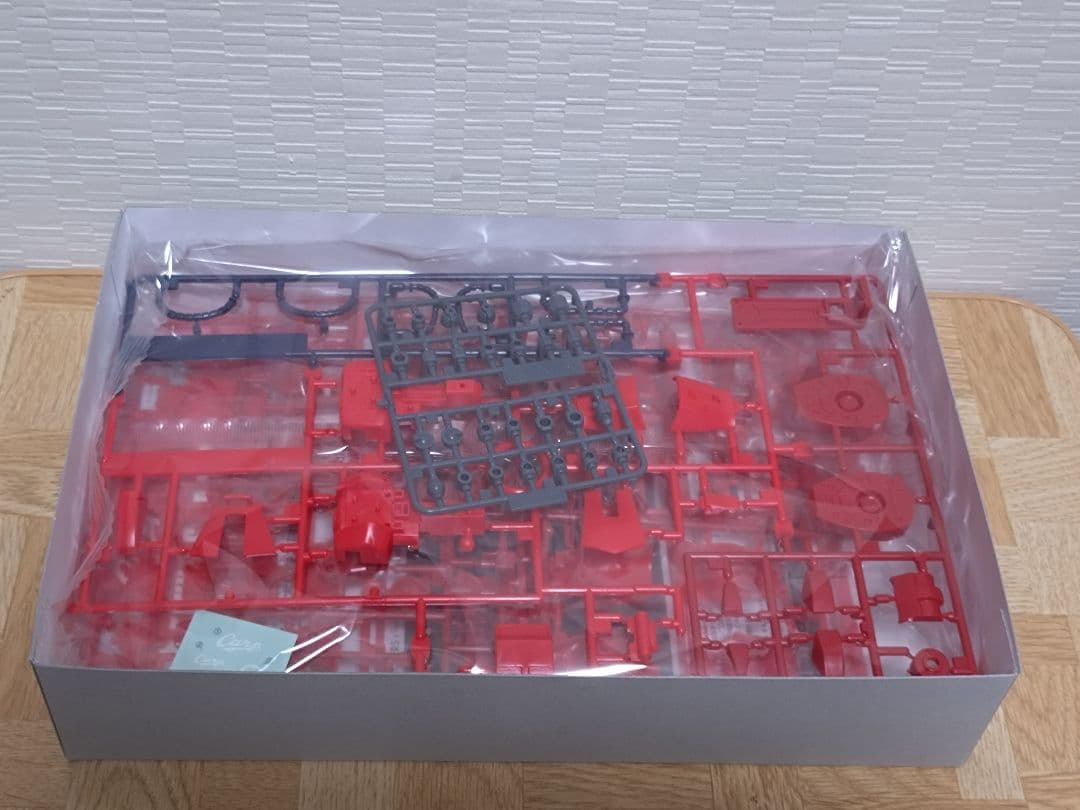 バンダイ ガンダム HG 1/144 MS-06S ザクⅡ カープバージョン