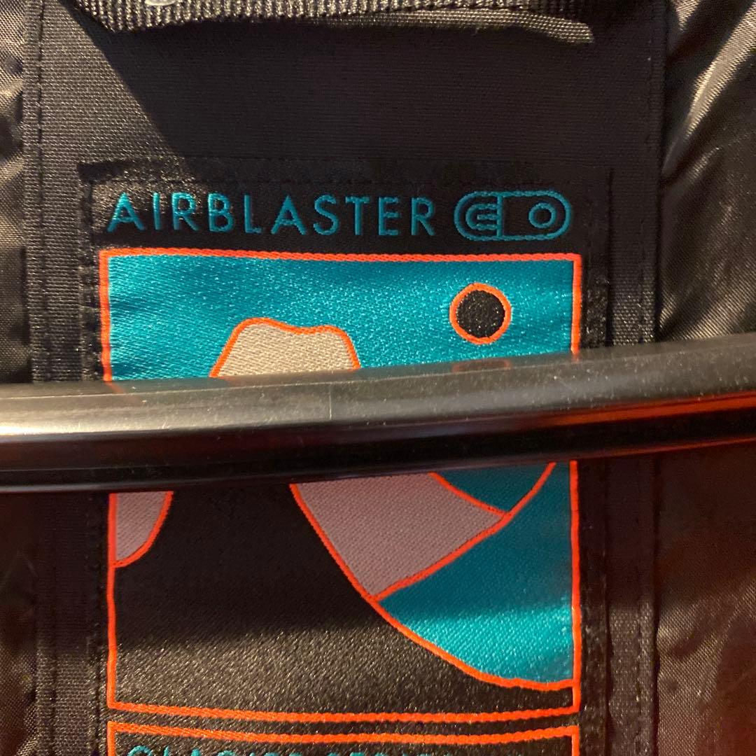 AIRBLASTER オレンジ/ブラックパンツ　セットアップ