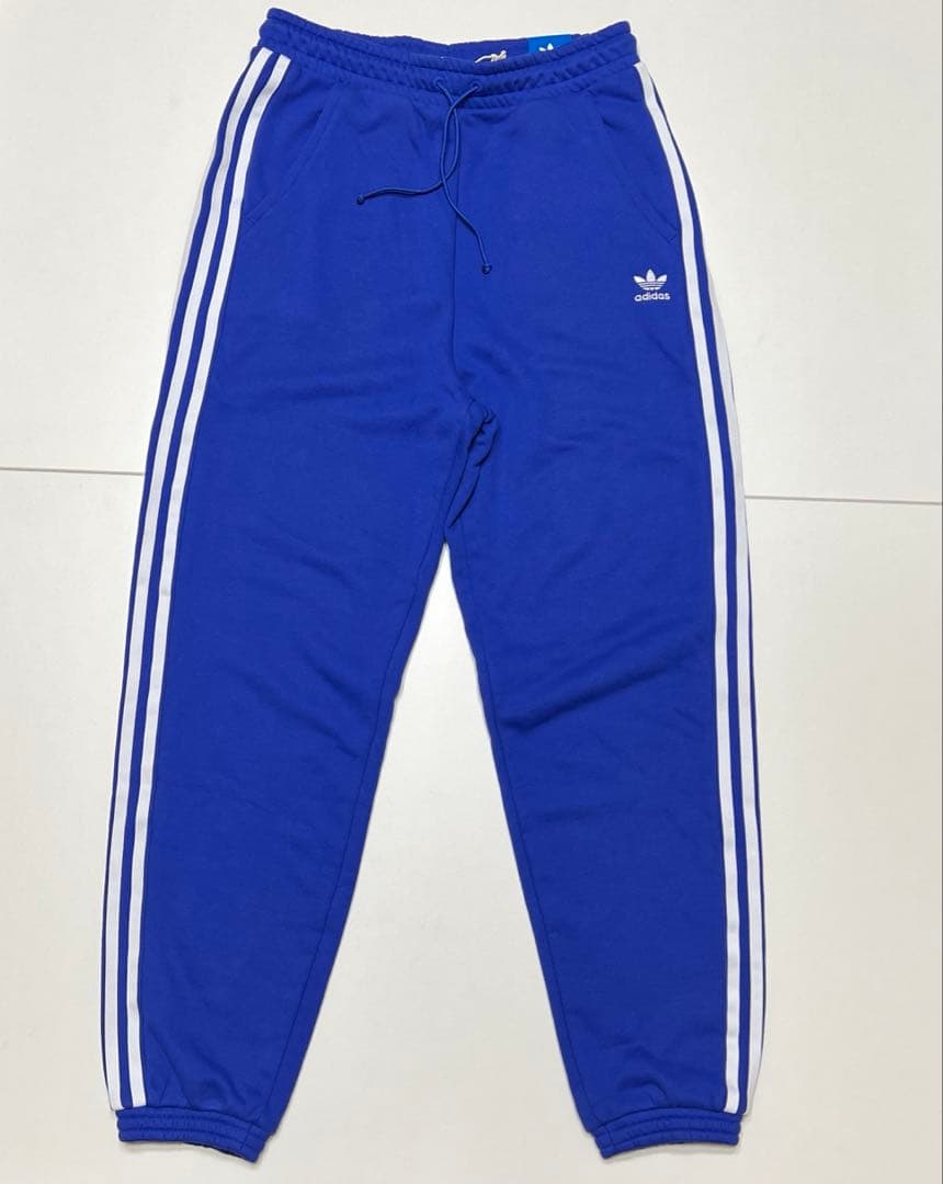 adidas ルーズフィット ジョガーパンツ　ブルー　青　3本線　スウェット
