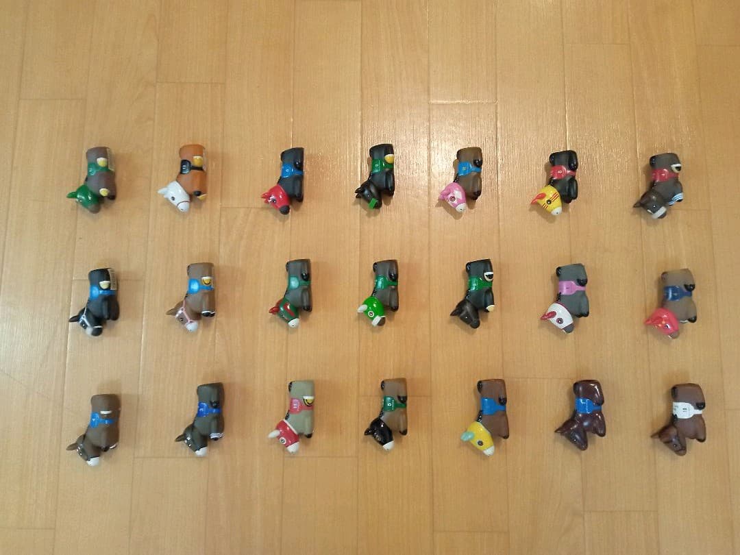 【希少】 競馬 フィギュア ソフビ人形 21頭