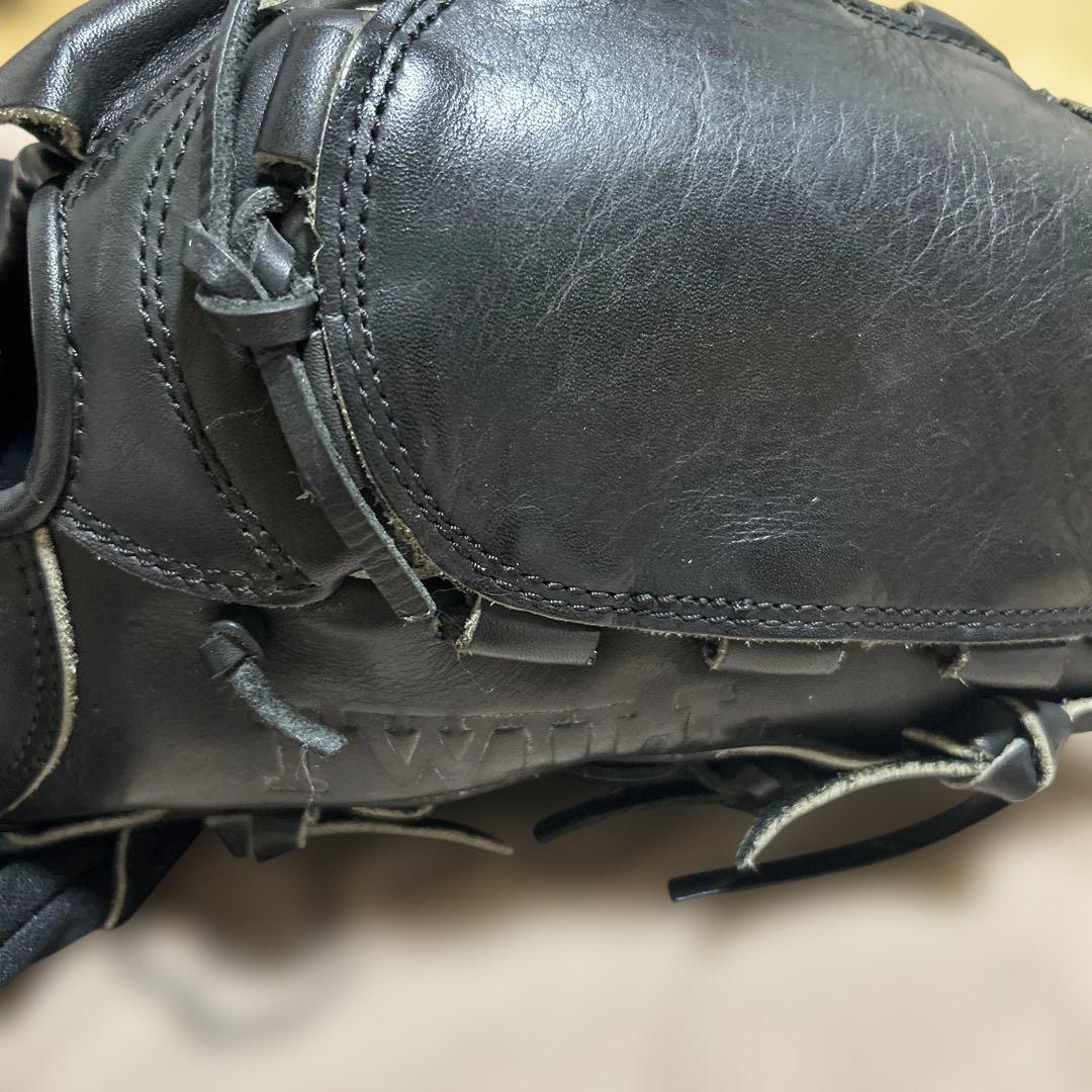 Under Armour 右投げ用　軟式グローブ 黒