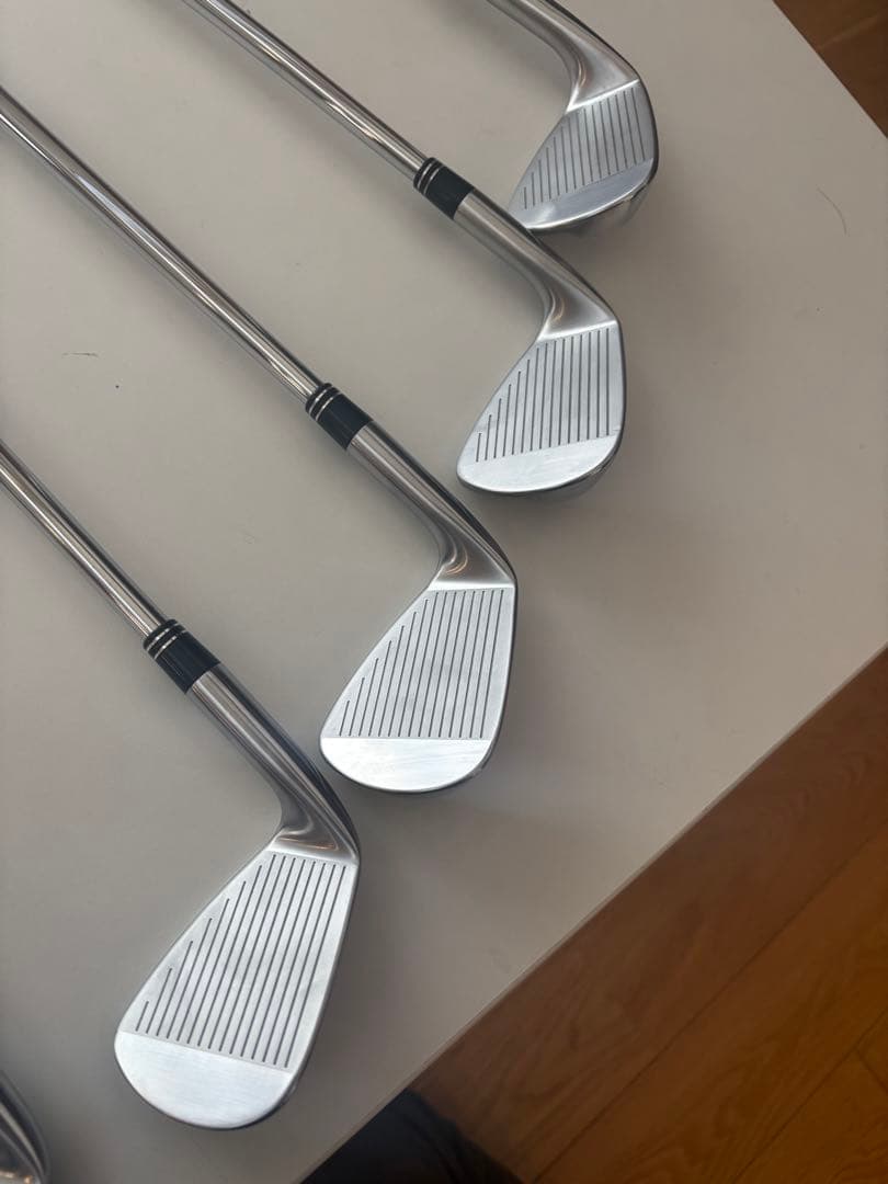 美品 コブラ King MB 4〜9,P,G 8本ProjectX 5.5