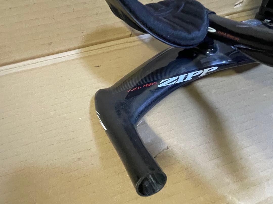 ZIPP VUKA AERO TTハンドル