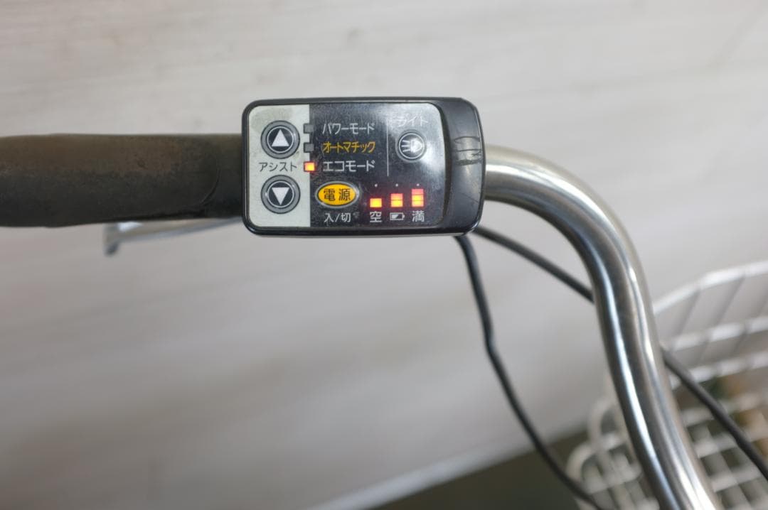 電動自転車 パナソニック　26インチ　3段　6.6Ah（5点灯）充電器あり