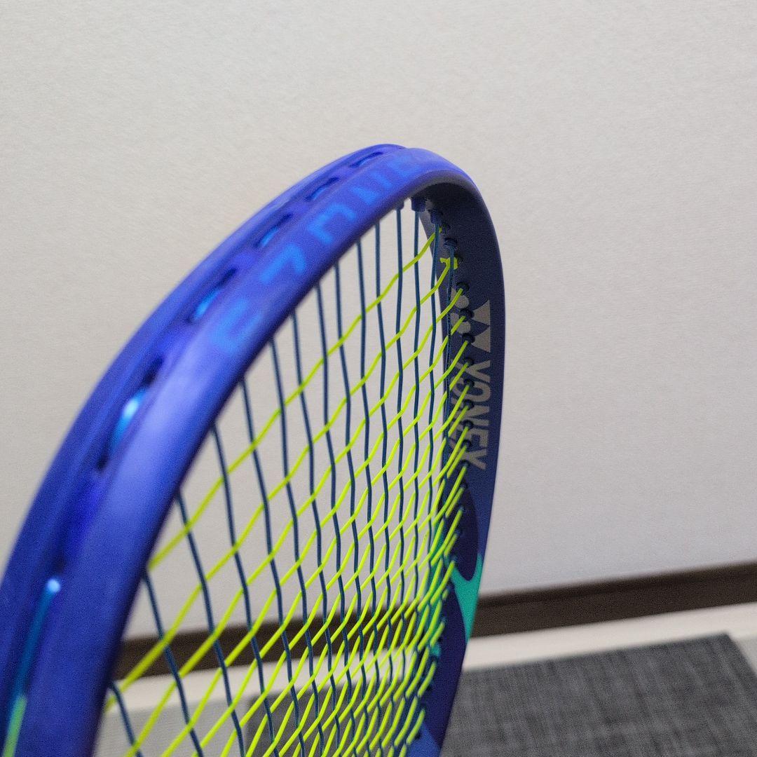 YONEX EZONE 100 テニスラケット G2