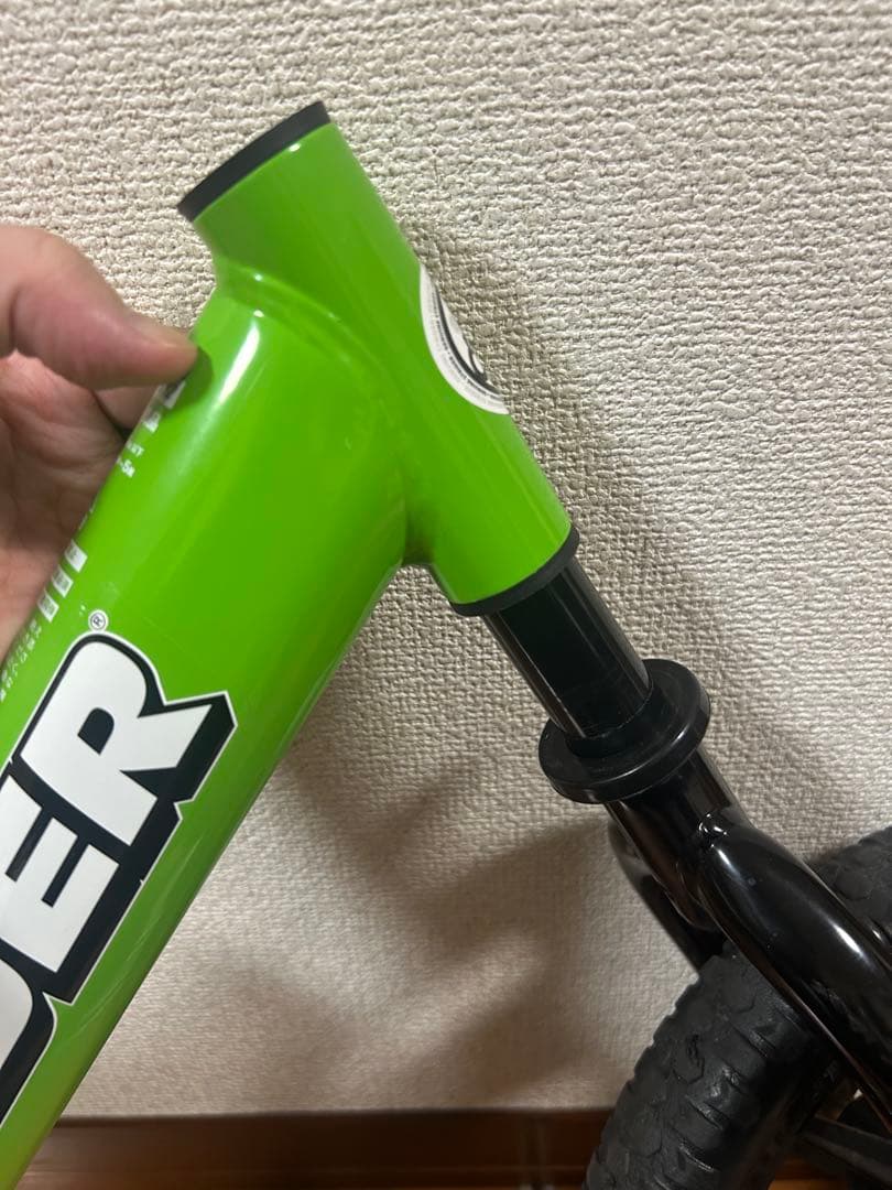 ストライダースポーツモデル STRIDER 12インチバランスバイク グリーン