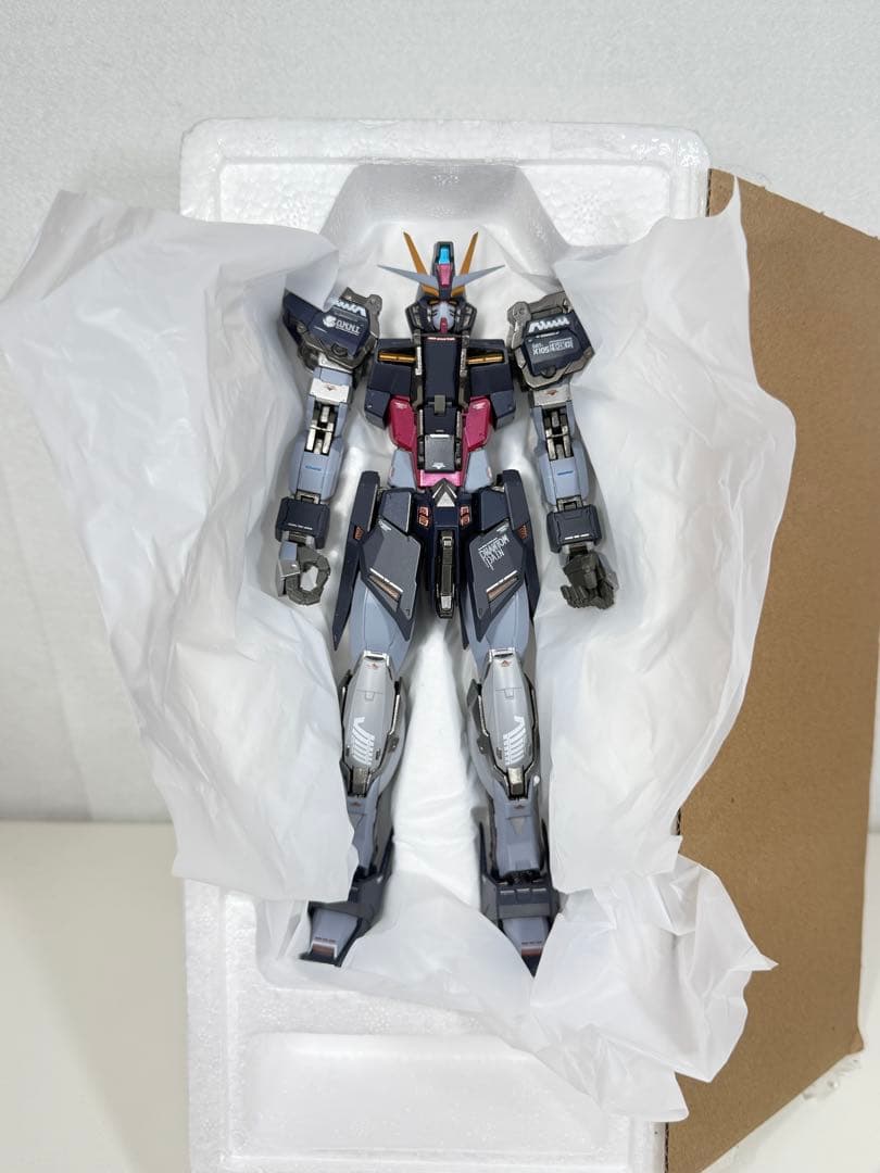 LBUILDストライクノワールガンダム