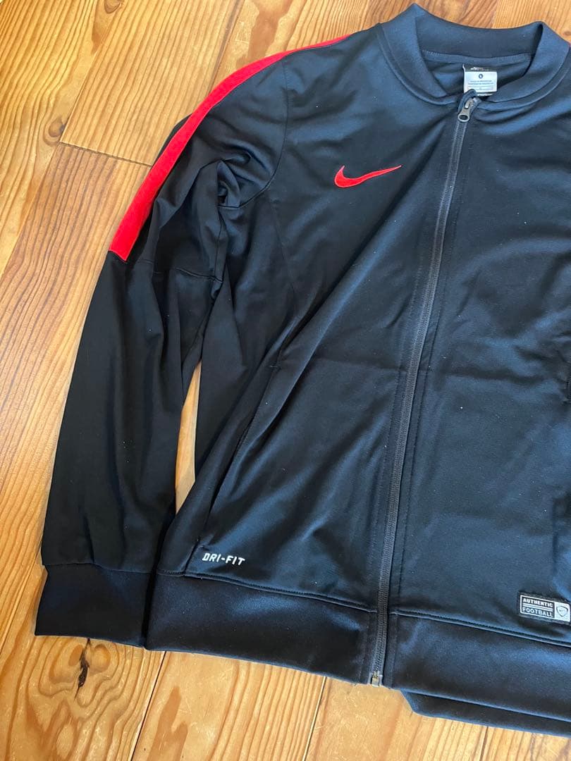 T*e様 NIKE DRI-FIT トラックスーツ　ジャージ上下　セットアップ