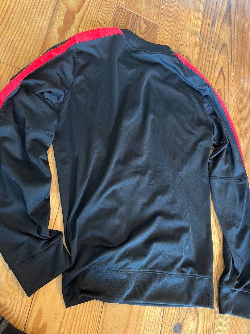 T*e様 NIKE DRI-FIT トラックスーツ　ジャージ上下　セットアップ