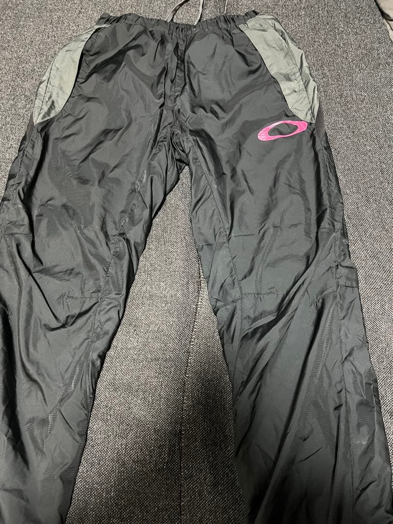 Oakley メンズジャケット パンツ セットアップ 黒 ピンク