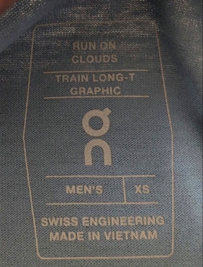 on 長袖Train Long Tシャツ 水色 Men's XSサイズ