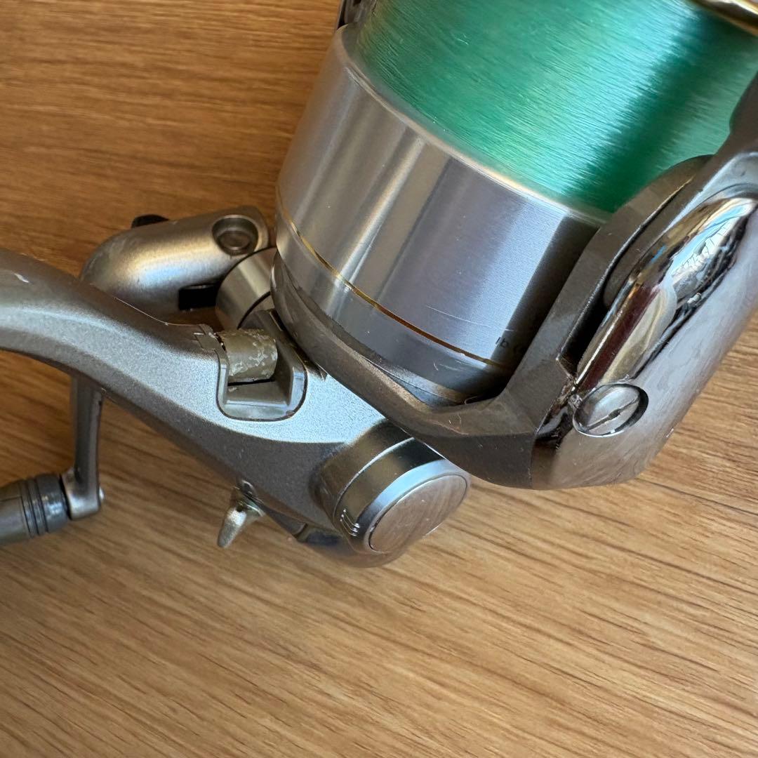 ダイワ　スピニングリール　トーナメントX 2500SiA スプール　取説付き