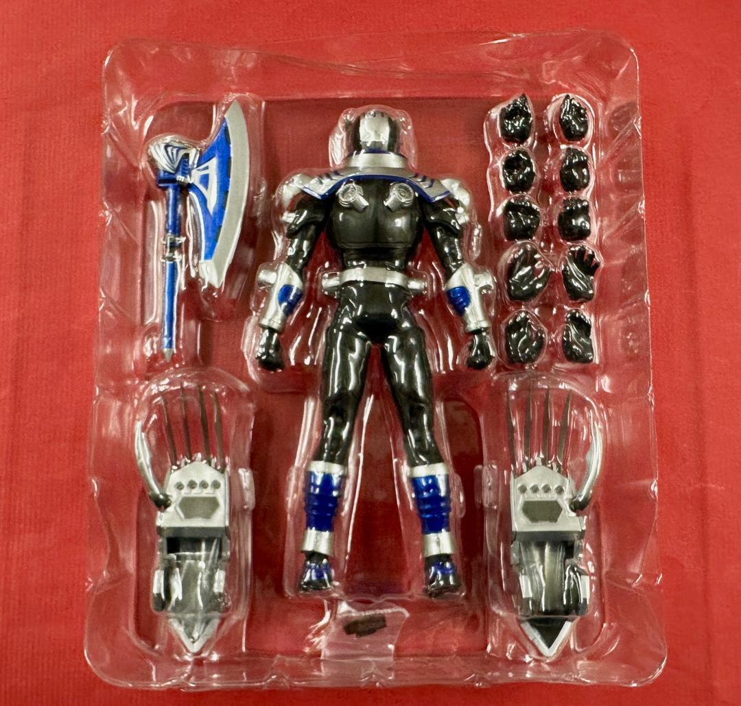 583 未使用 S.H.Figuarts 仮面ライダータイガ 箱ダメージ有