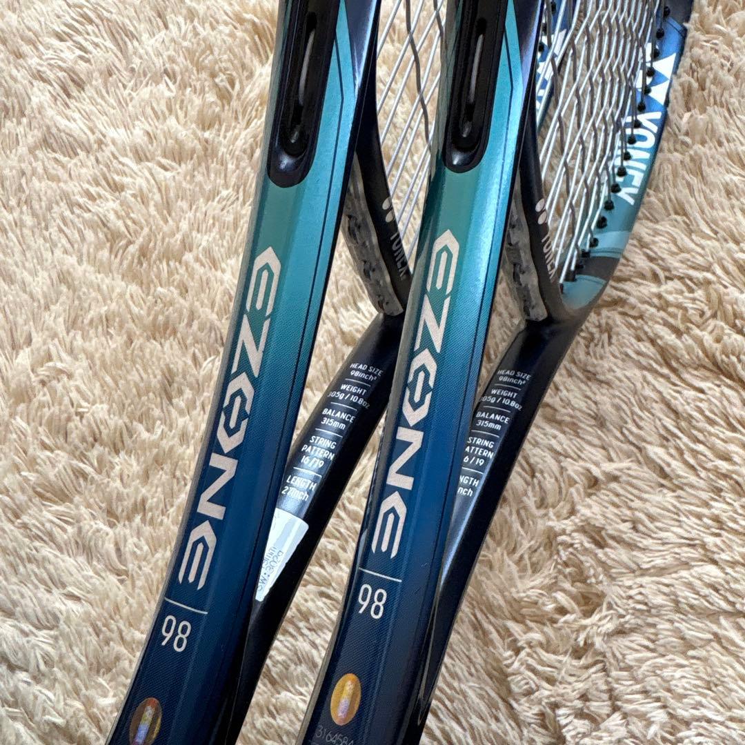 EZONE 98 2022テニスラケット 2本セット