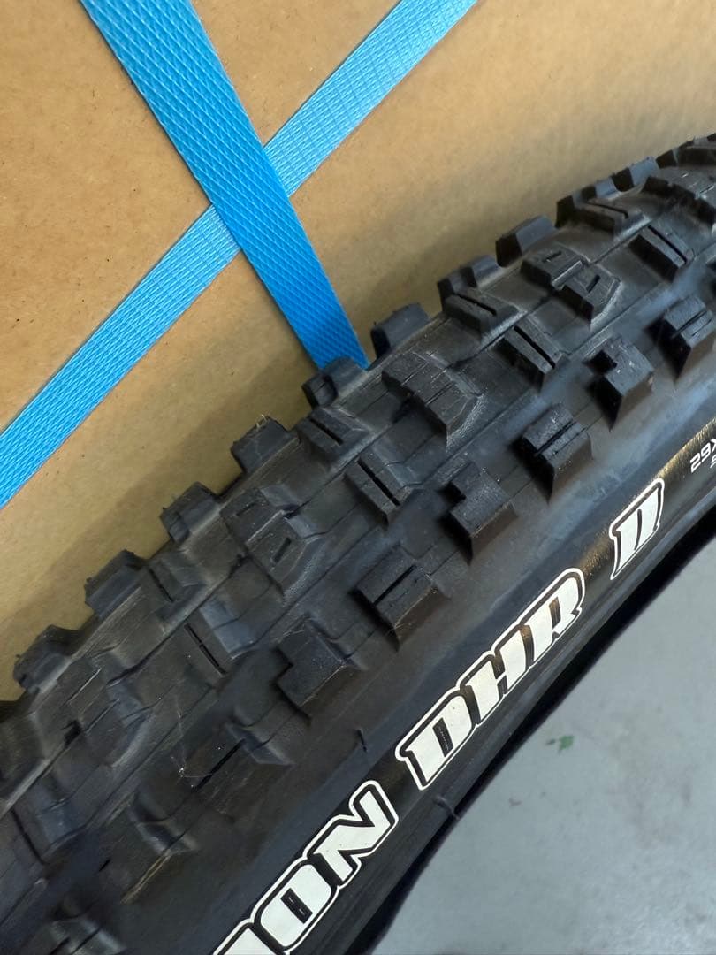 パーツ MAXXIS MINION DHR II 29 x 2.4