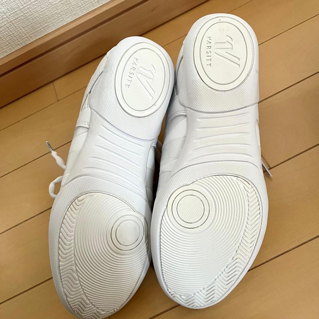 【良品！匿名発送！】Varsity チアシューズ　バーシティ　チア