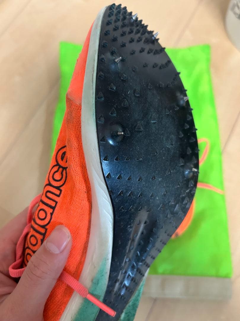 New Balance スパイクシューズ オレンジ　24.5
