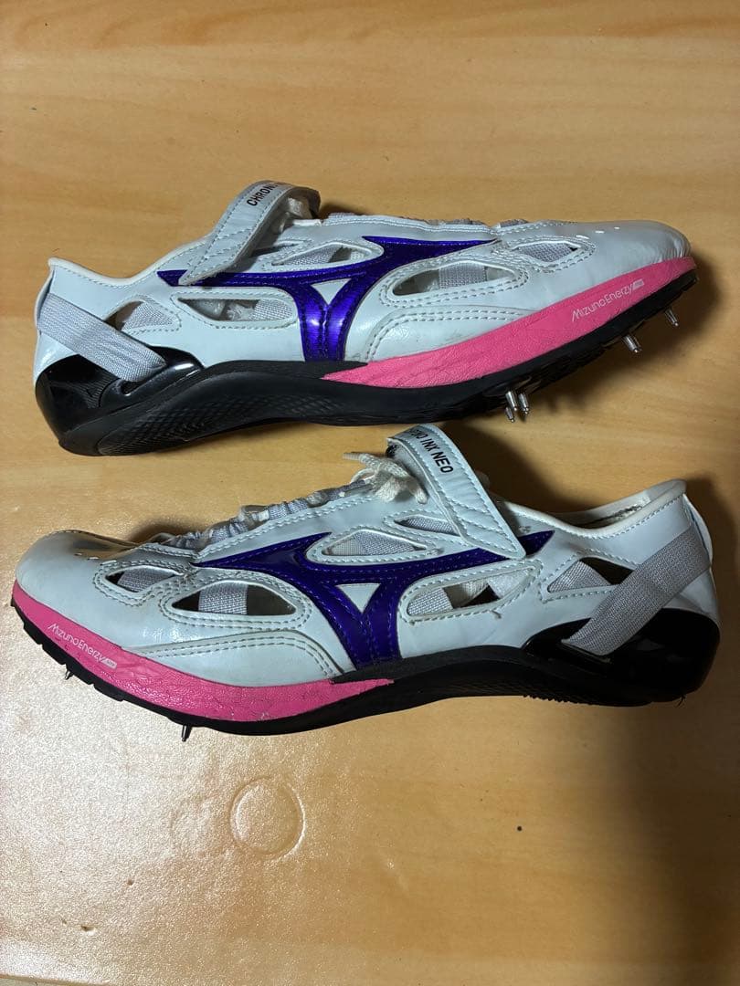 MIZUNO クロノインクス　ネオ　ジャパン　25.5