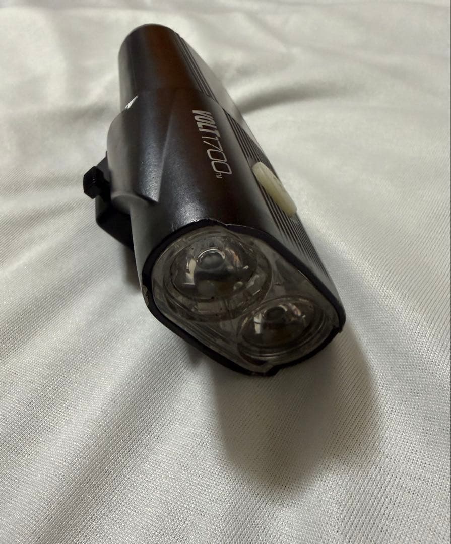 キャツアイ　VOLT1700 フロントライト