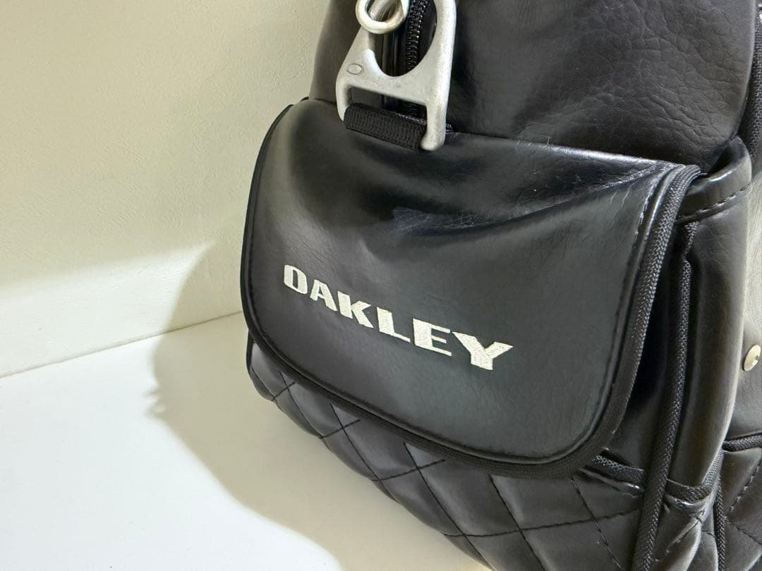 OAKLEY オークリー フェイクレザー ボストンバッグ 黒